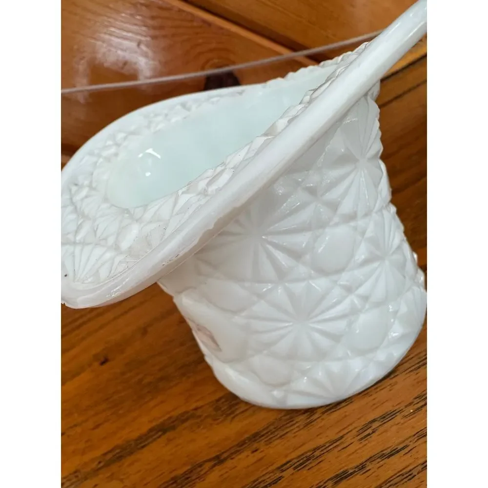Vintage Fenton Milk Glass Top Hat Daisy and Button Pattern - Picture 6 of 12
